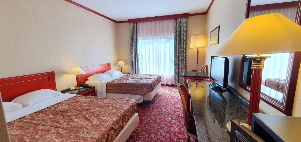 Russott Hotel Mestre Ngoại thất bức ảnh