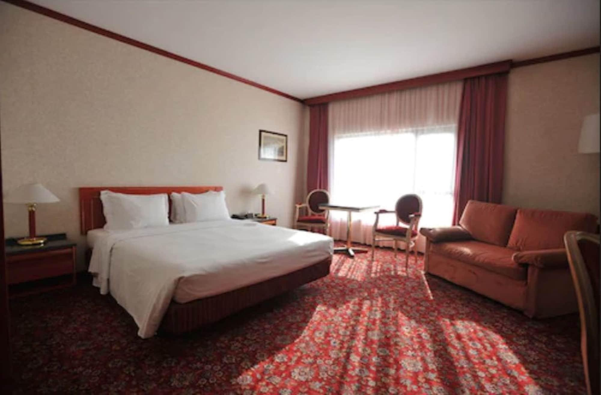Russott Hotel Mestre Ngoại thất bức ảnh