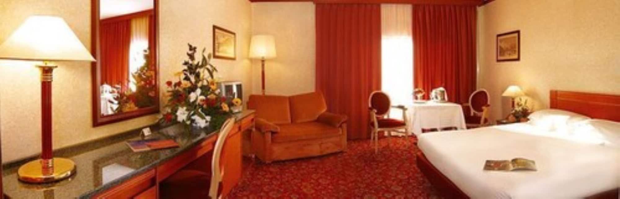 Russott Hotel Mestre Ngoại thất bức ảnh