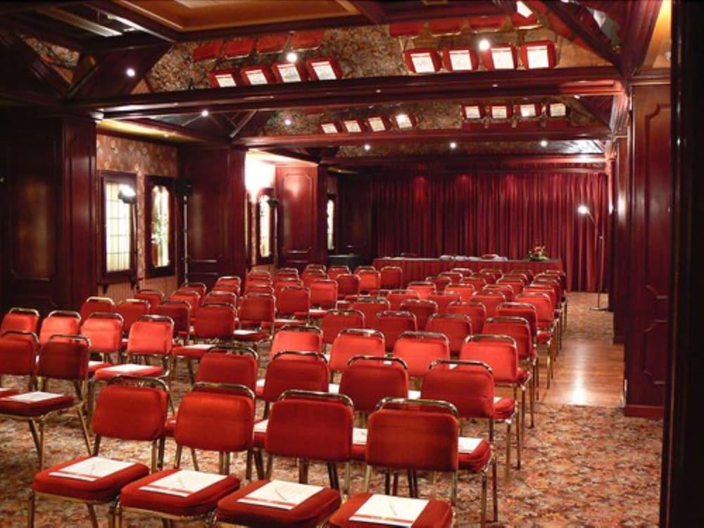 Russott Hotel Mestre Ngoại thất bức ảnh