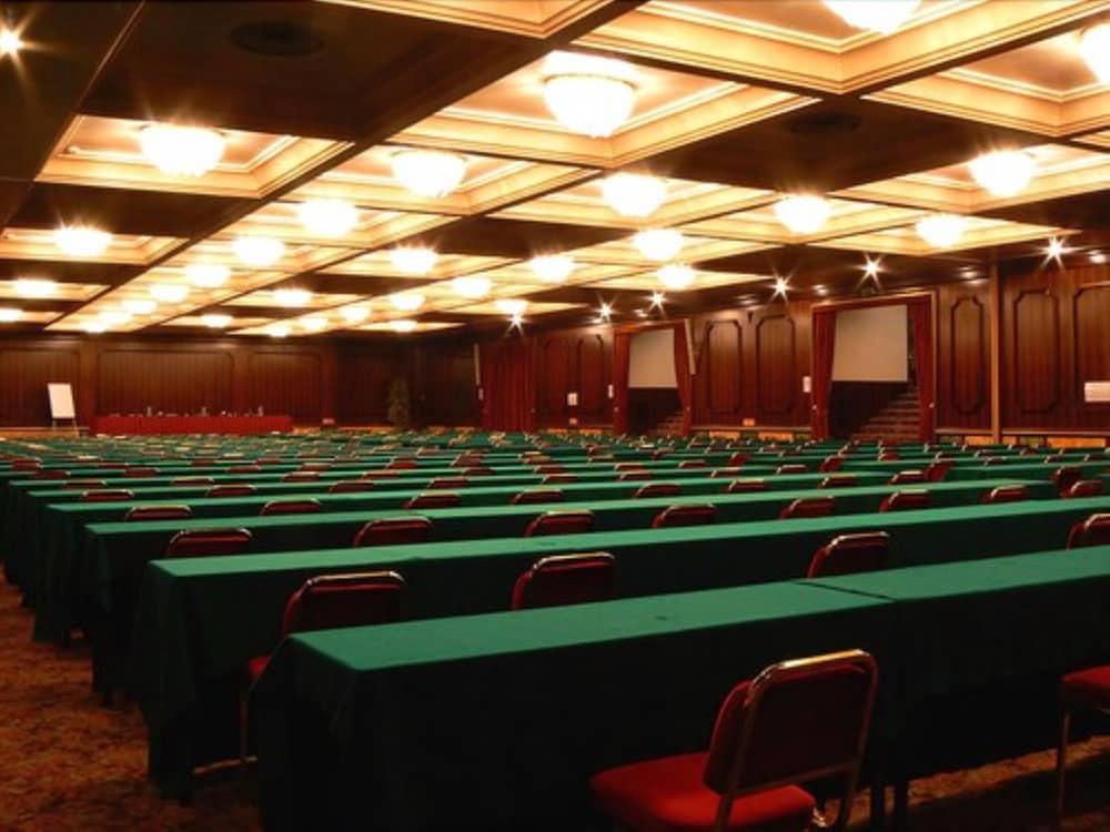 Russott Hotel Mestre Ngoại thất bức ảnh