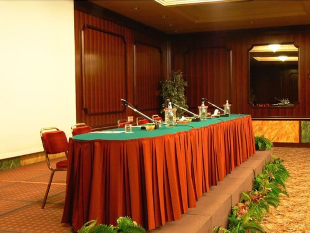 Russott Hotel Mestre Ngoại thất bức ảnh